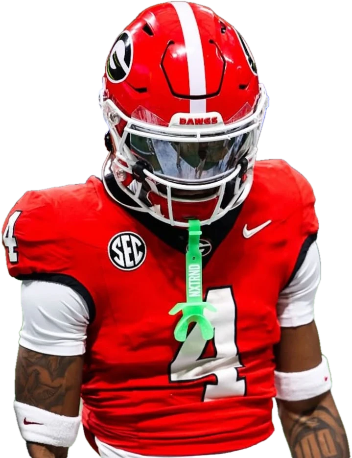 KJ Bolden in Georgia's red number 4 jersey and helmet